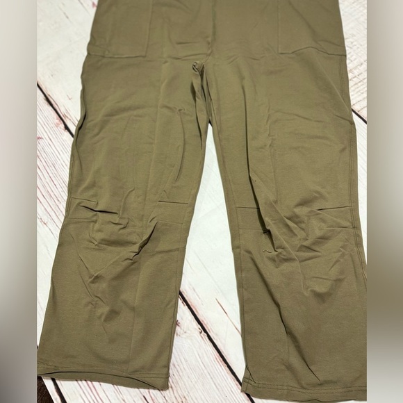 HOTSHOT TEE ONESIE Oversized Slouchy Fit Woman’s Jumpsuit in Green Medium NWT - Picture 3 of 12